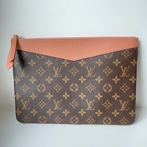 Louis Vuitton Monogram Pouch